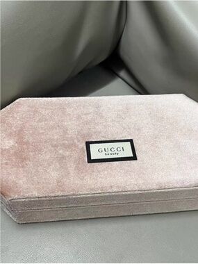 Gucci beauty Organizer